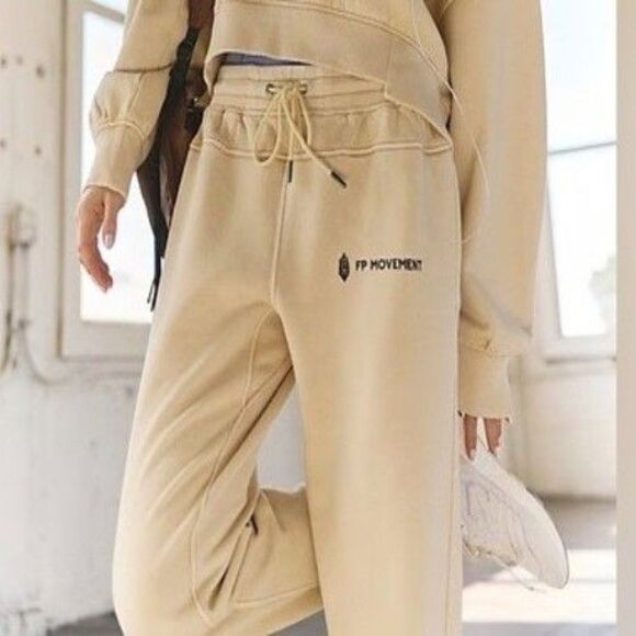 Free People FP Movement Undefeated jogger Tapered Sweatpants Tan L New 281775 - Picture 2 of 9